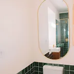 Just Like - Casa Da Tuca