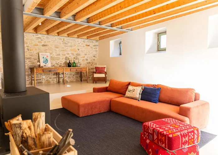 Just Like - Casa Da Tuca